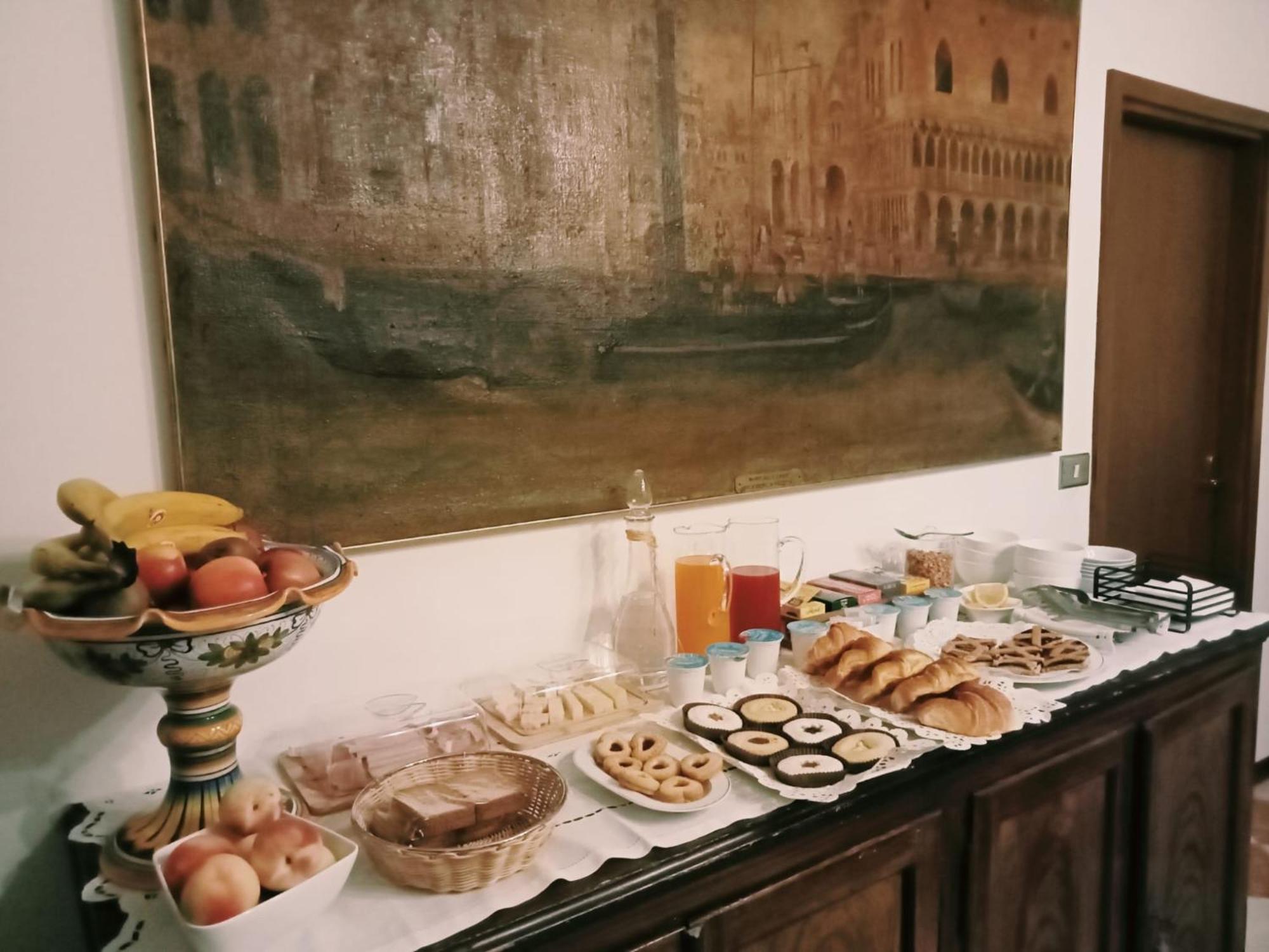 Bed & Breakfast Residenza Cuore Удине Экстерьер фото
